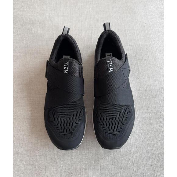 TIEM Slipstream Indoor Cycling Shoes Black Size 7.5 Cleats Included - Picture 3 of 8